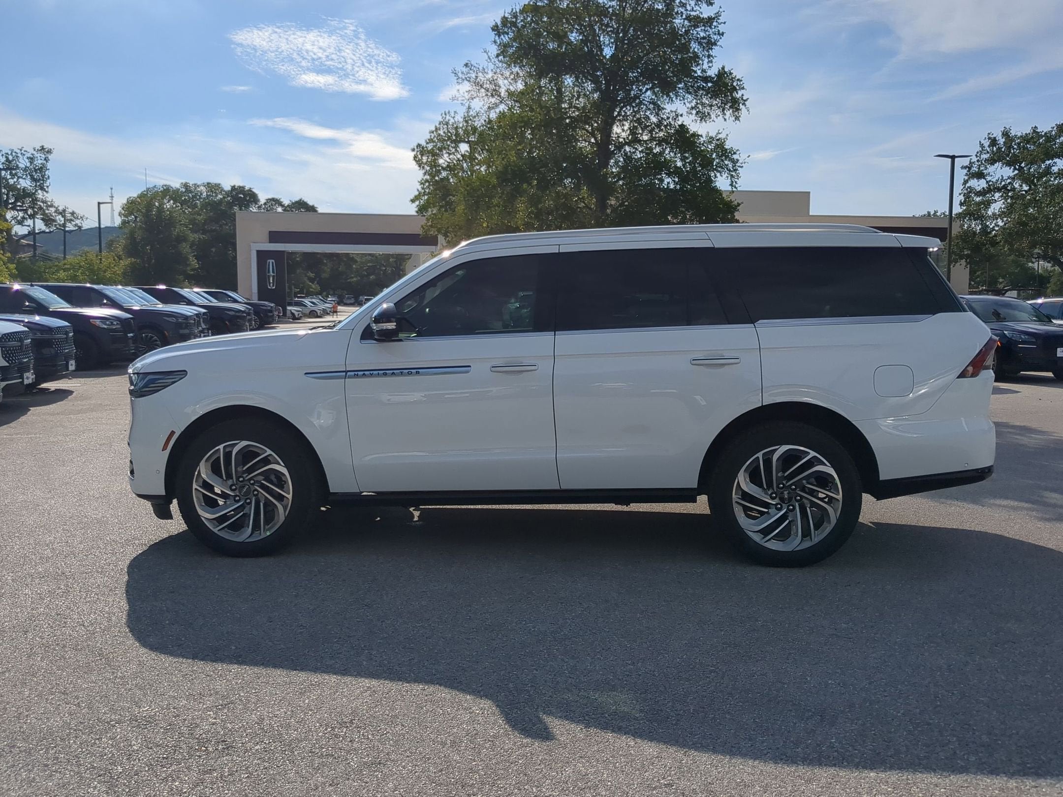 2025 Lincoln Navigator Reserve