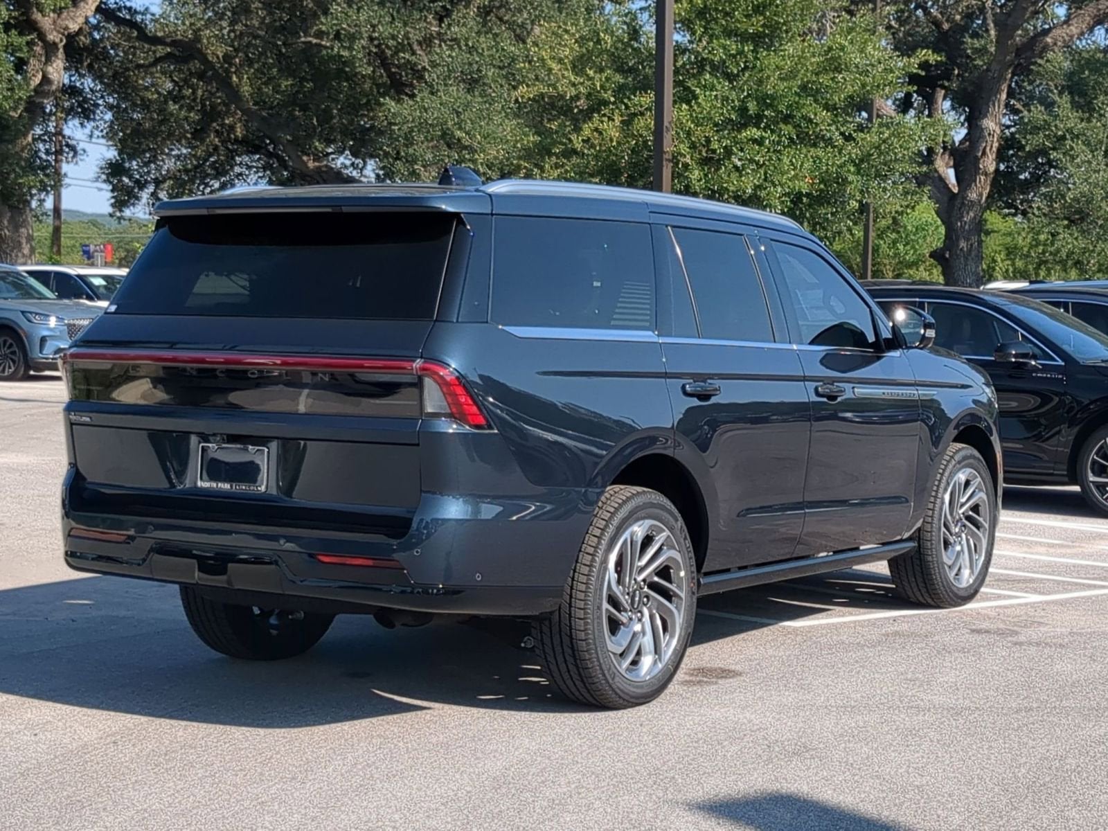 2025 Lincoln Navigator Reserve