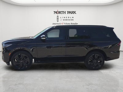 2027 Lincoln Navigator Reserve
