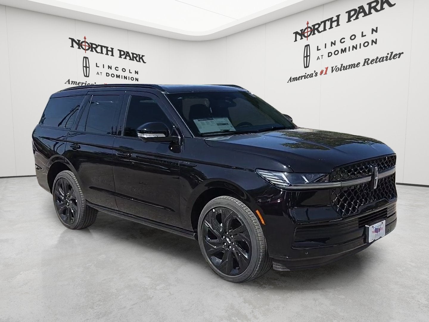 2027 Lincoln Navigator Reserve