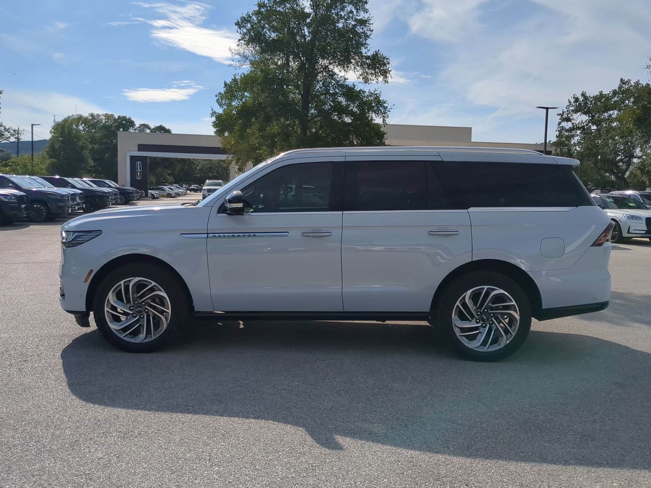 2025 Lincoln Navigator Reserve