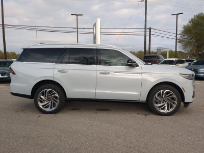 2025 Lincoln Navigator Reserve