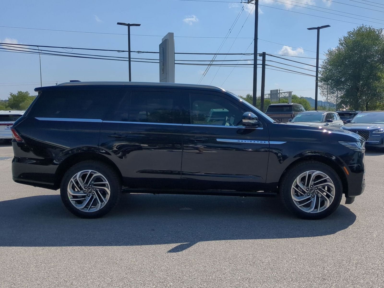 2025 Lincoln Navigator Reserve