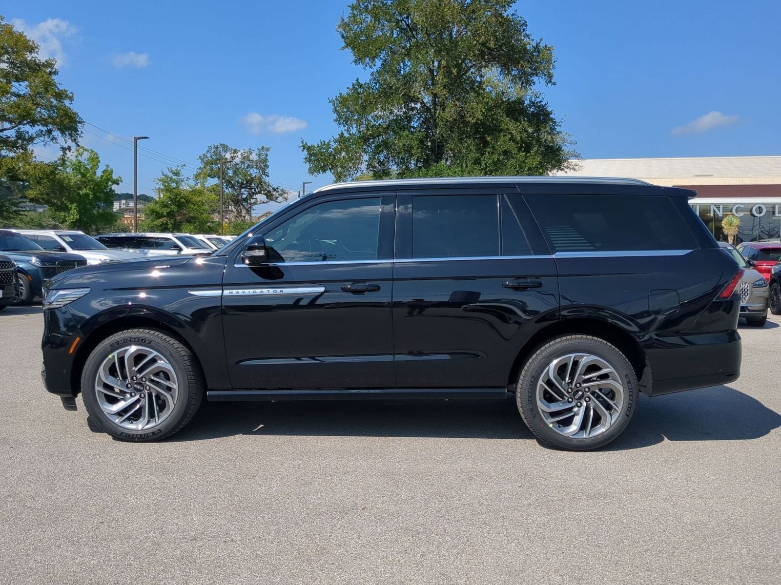 2025 Lincoln Navigator Reserve