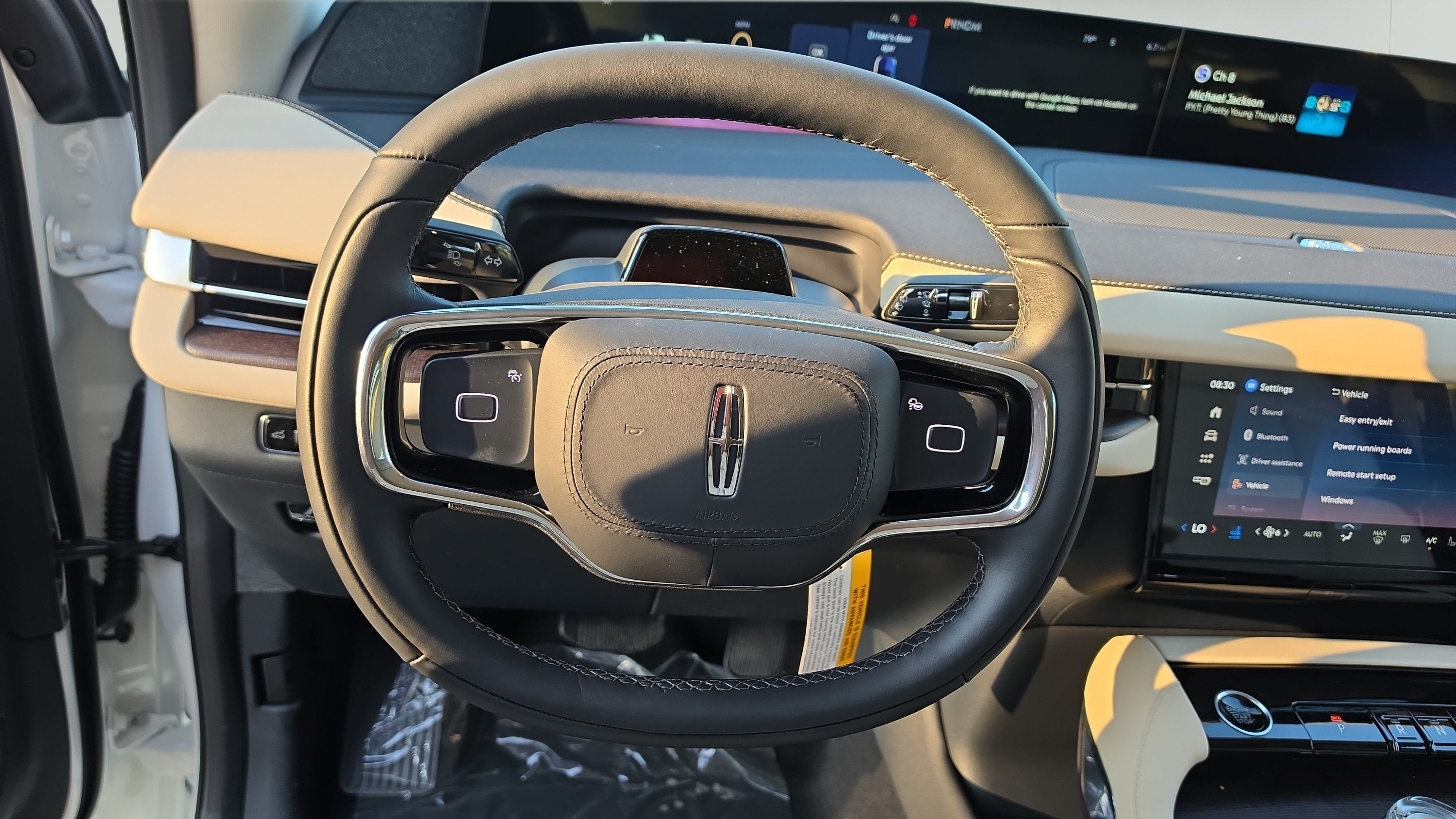 2027 Lincoln Navigator Reserve