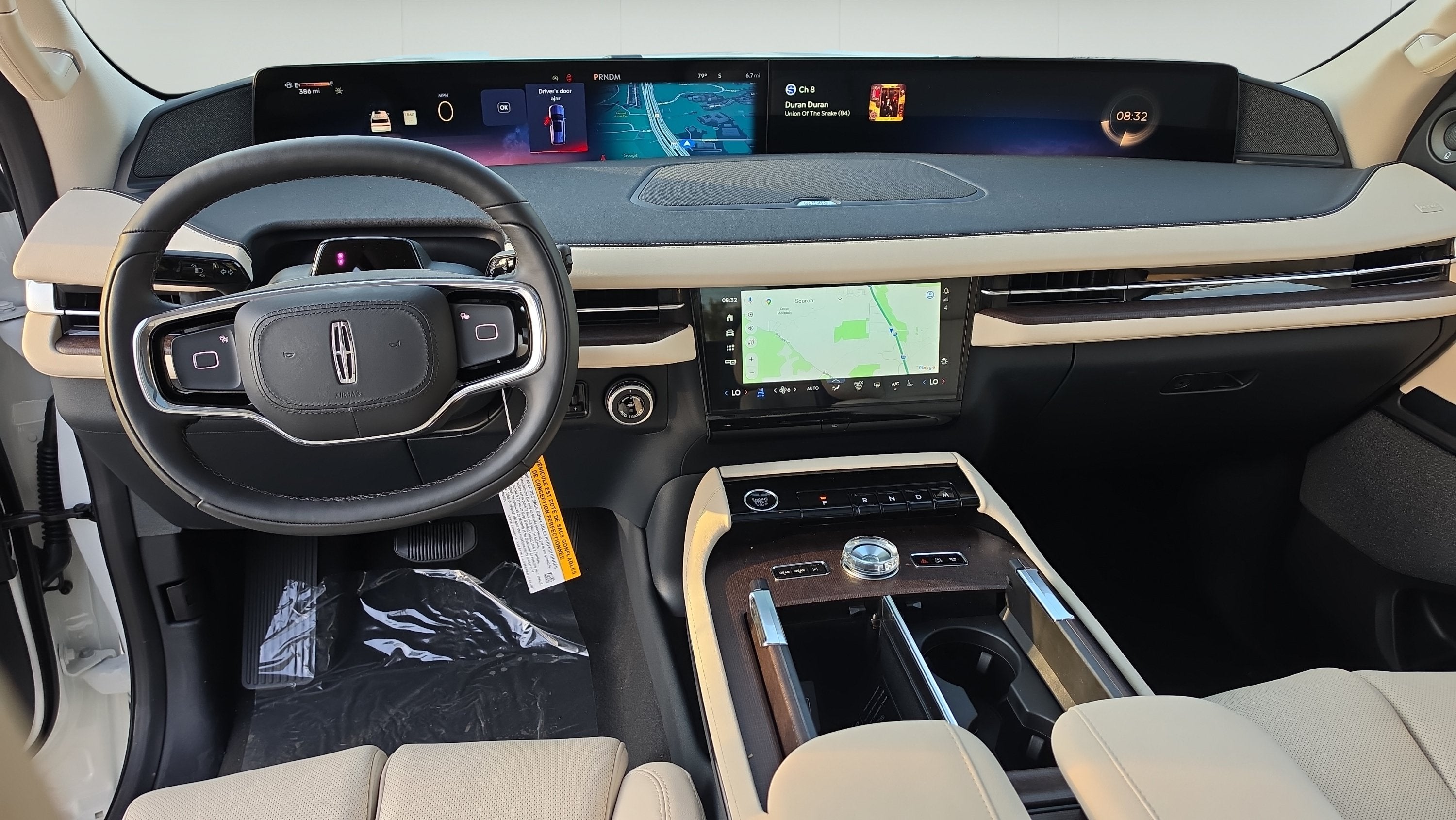 2027 Lincoln Navigator Reserve
