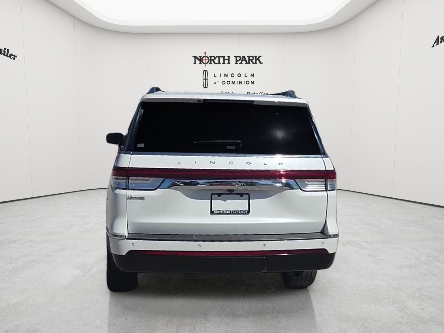 2024 Lincoln Navigator Premiere