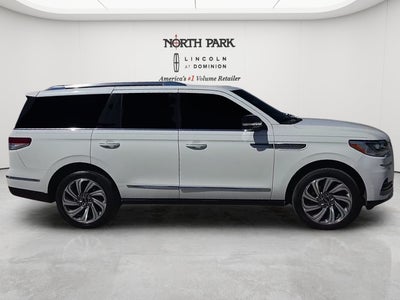 2024 Lincoln Navigator Premiere