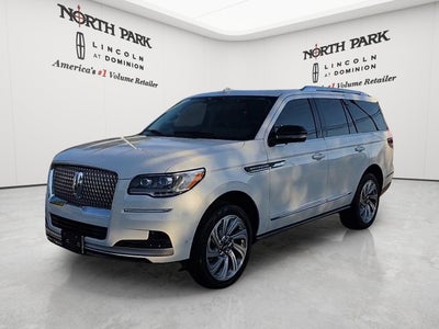 2024 Lincoln Navigator Premiere