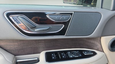 2024 Lincoln Navigator Premiere
