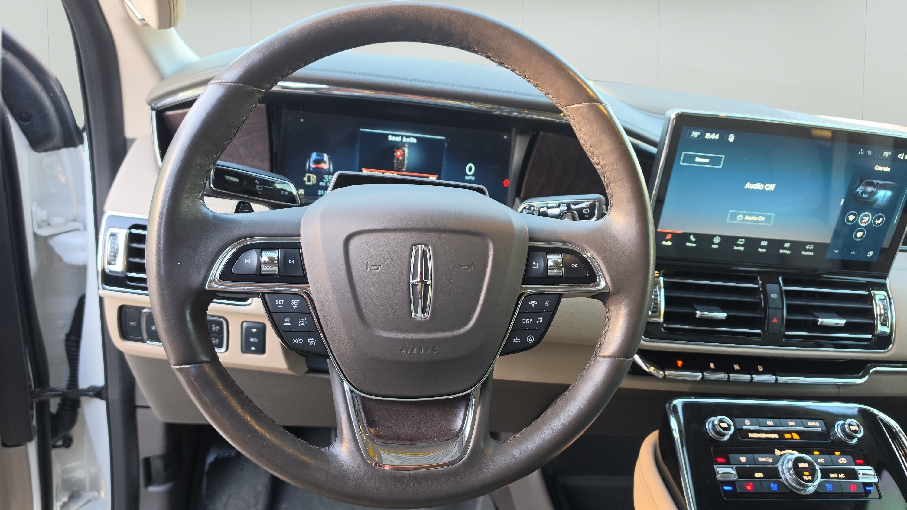 2024 Lincoln Navigator Premiere