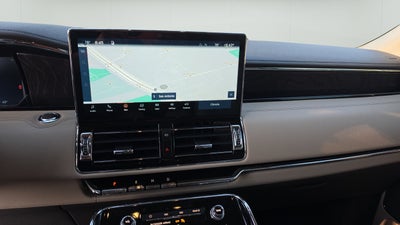2024 Lincoln Navigator Premiere