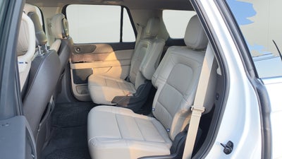 2024 Lincoln Navigator Premiere