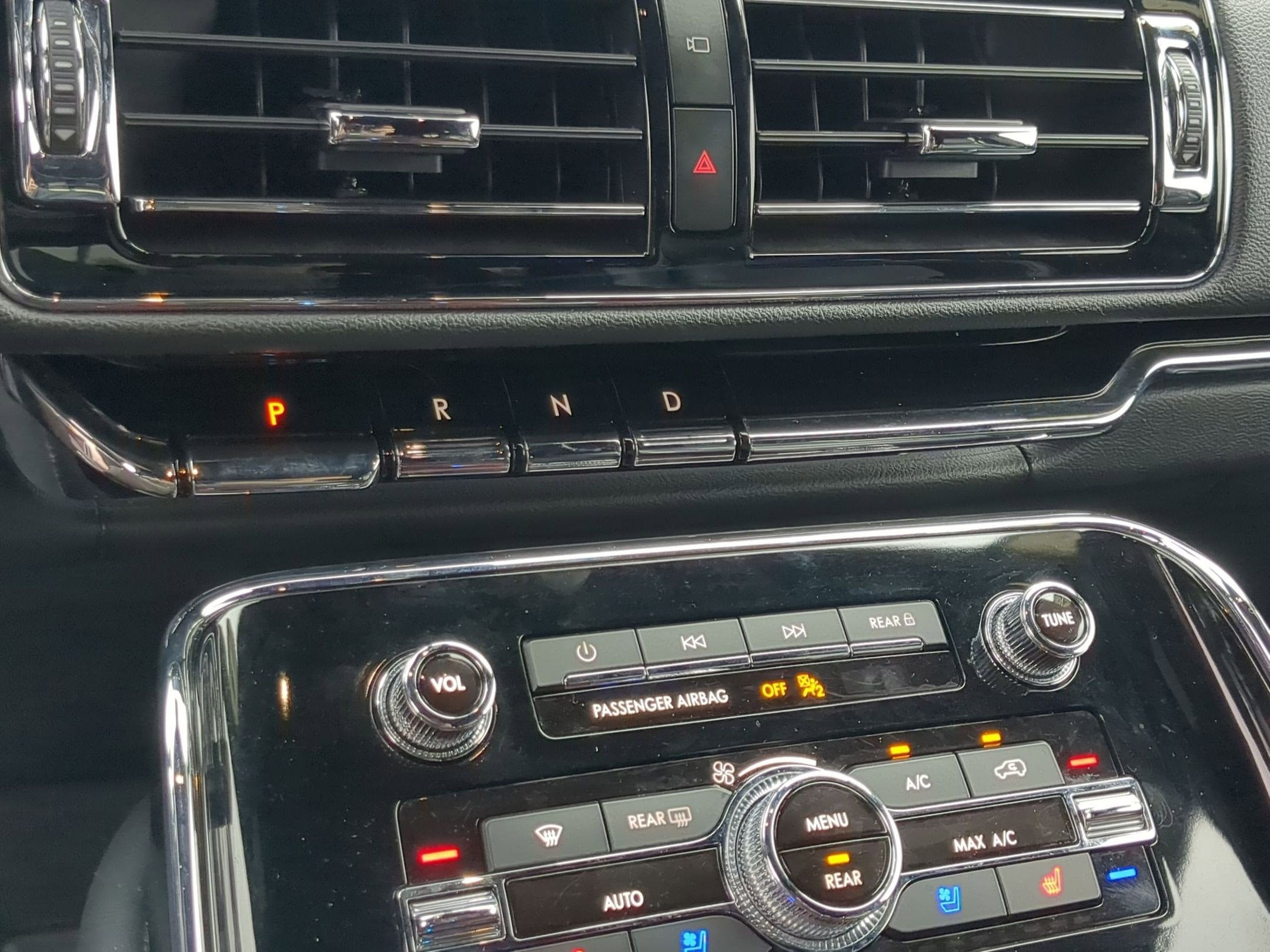 2024 Lincoln Navigator Premiere