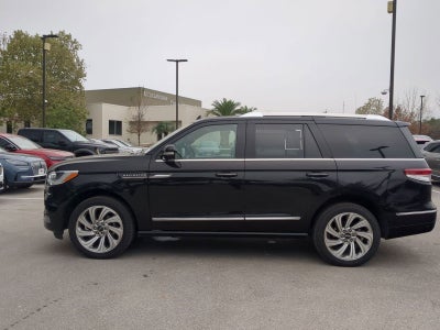 2024 Lincoln Navigator Premiere