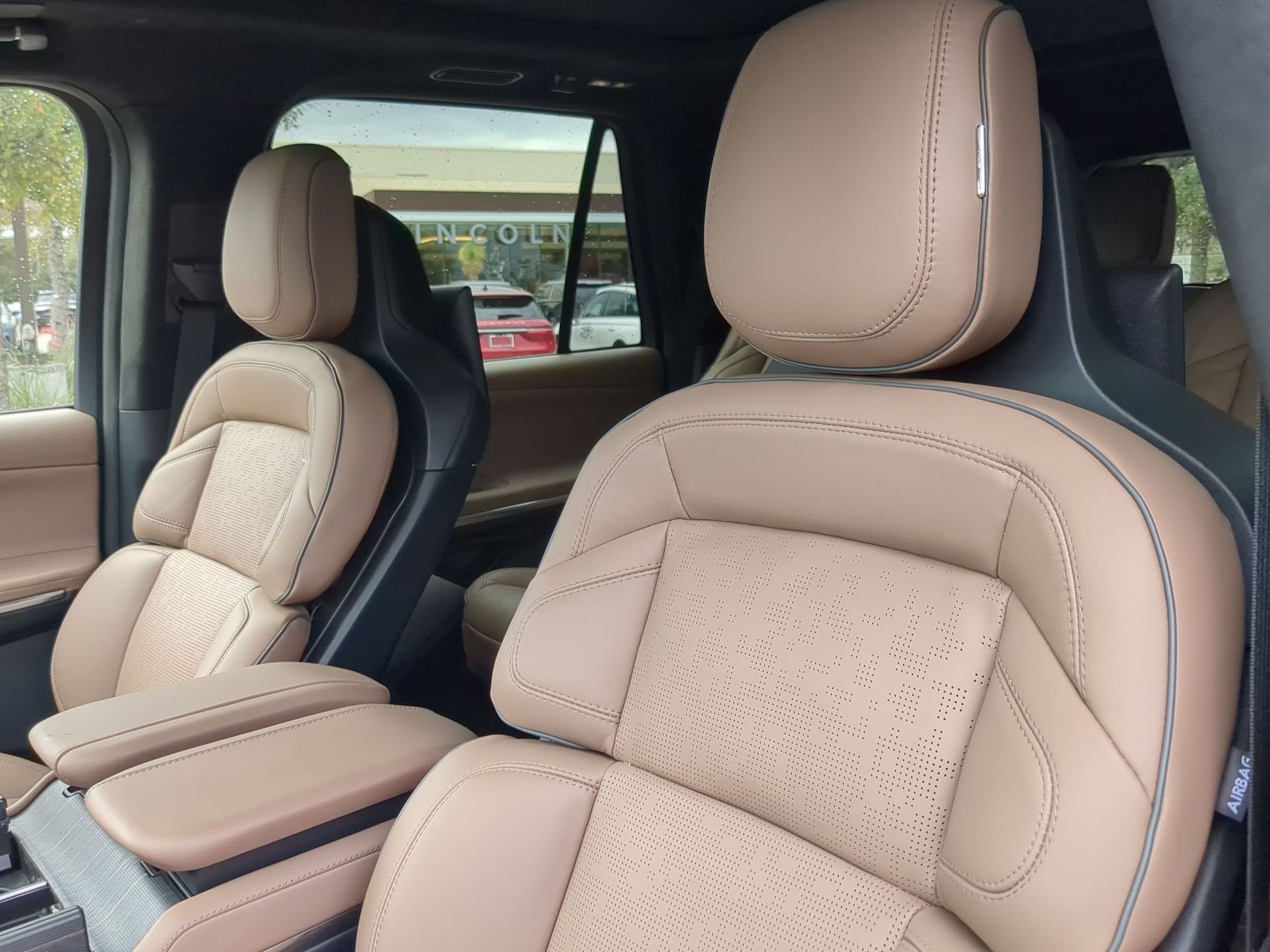 2025 Lincoln Navigator Black Label