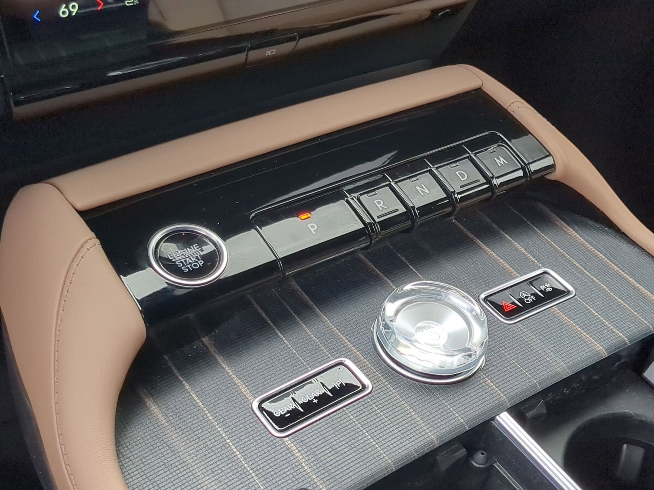 2025 Lincoln Navigator Black Label