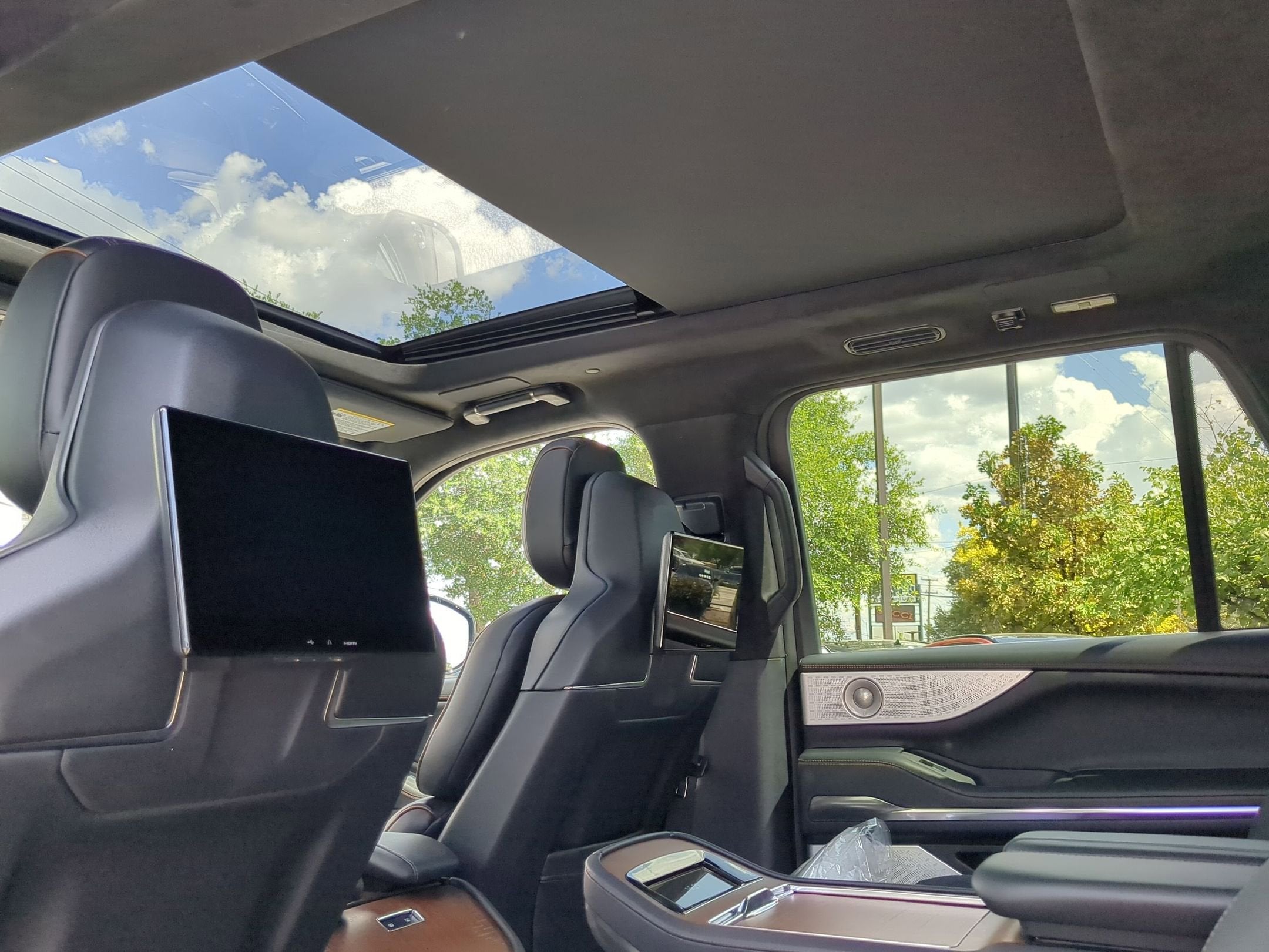 2025 Lincoln Navigator Black Label