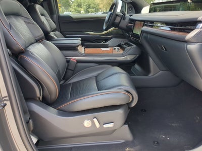 2025 Lincoln Navigator Black Label