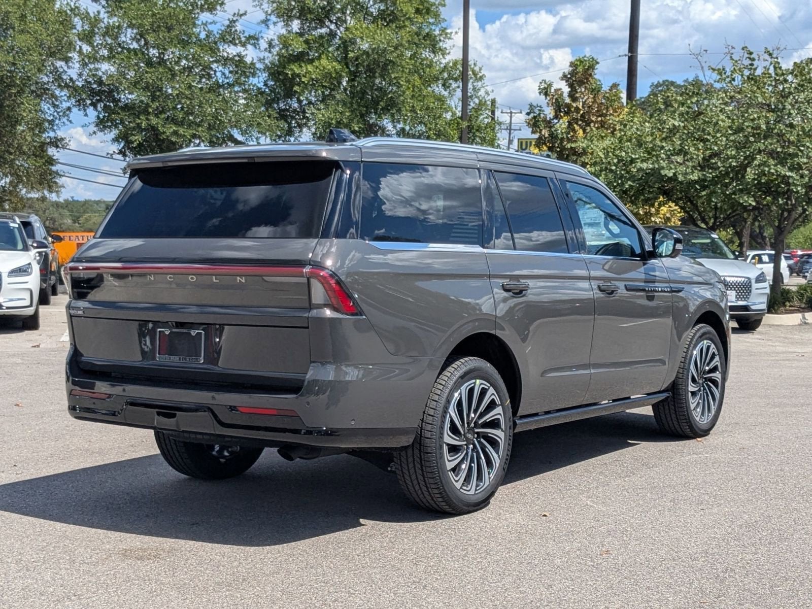2025 Lincoln Navigator Black Label