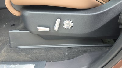 2027 Lincoln Navigator Black Label
