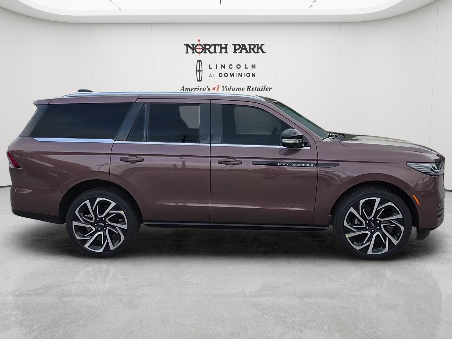 2027 Lincoln Navigator Black Label