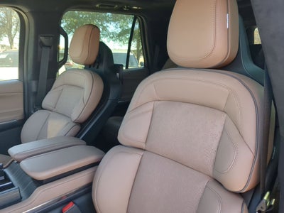 2025 Lincoln Navigator Black Label