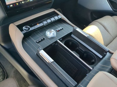 2025 Lincoln Navigator Black Label