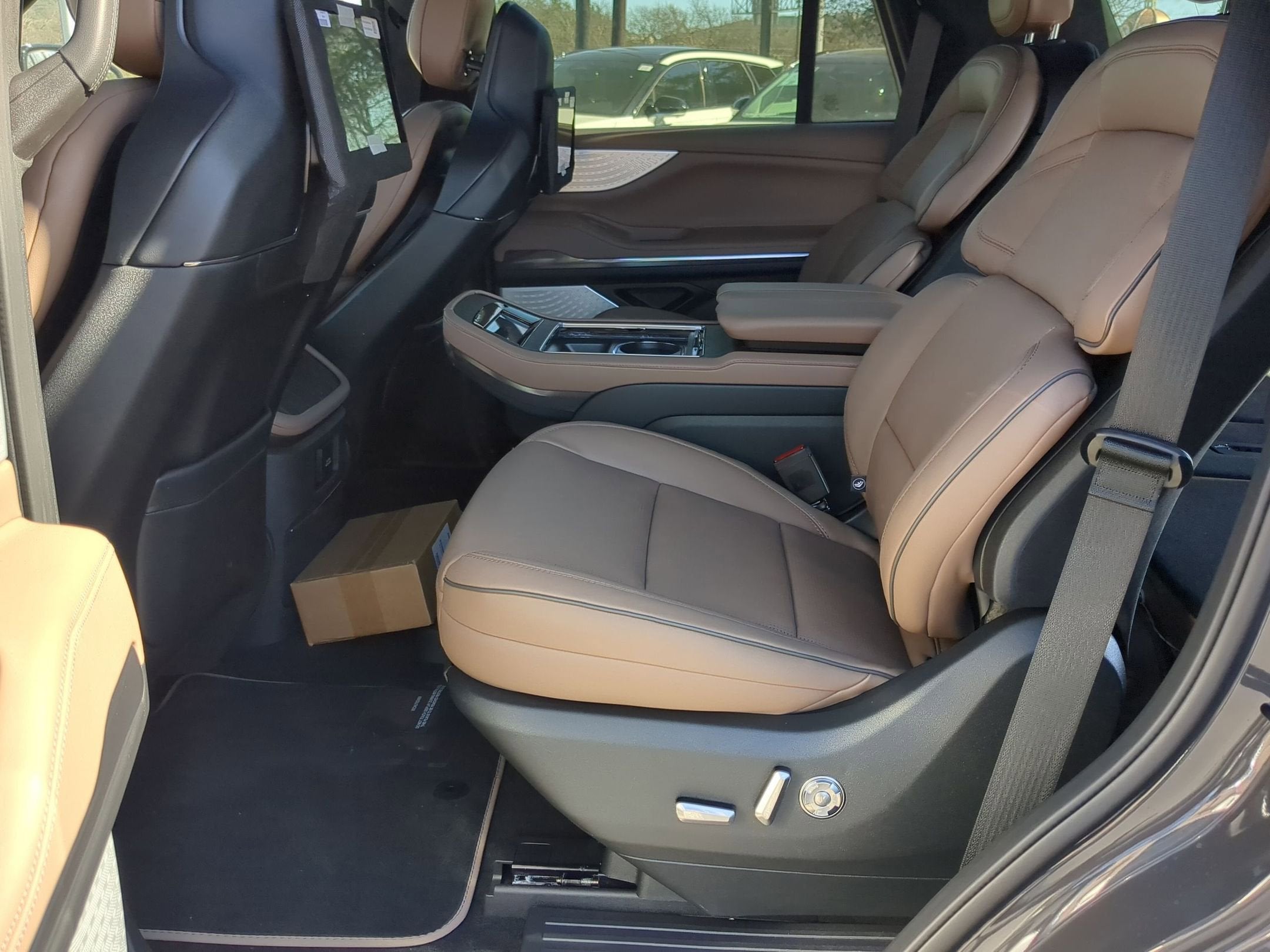 2025 Lincoln Navigator Black Label