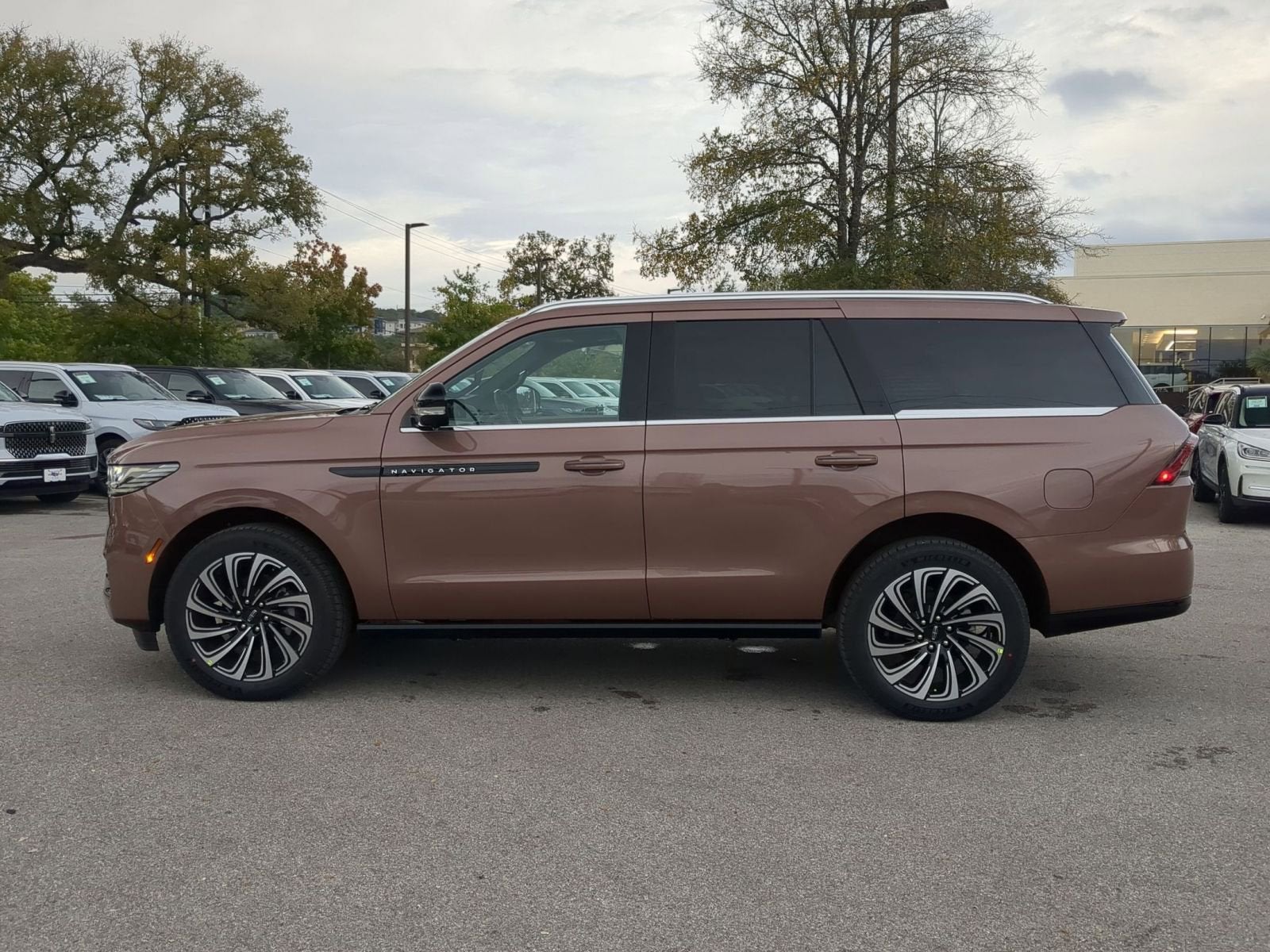 2025 Lincoln Navigator Black Label