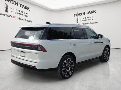 2027 Lincoln Navigator Black Label