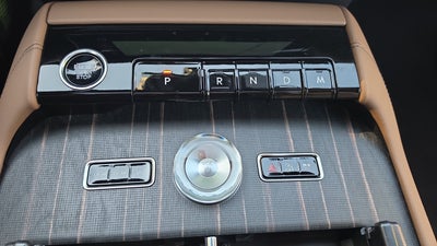 2027 Lincoln Navigator Black Label
