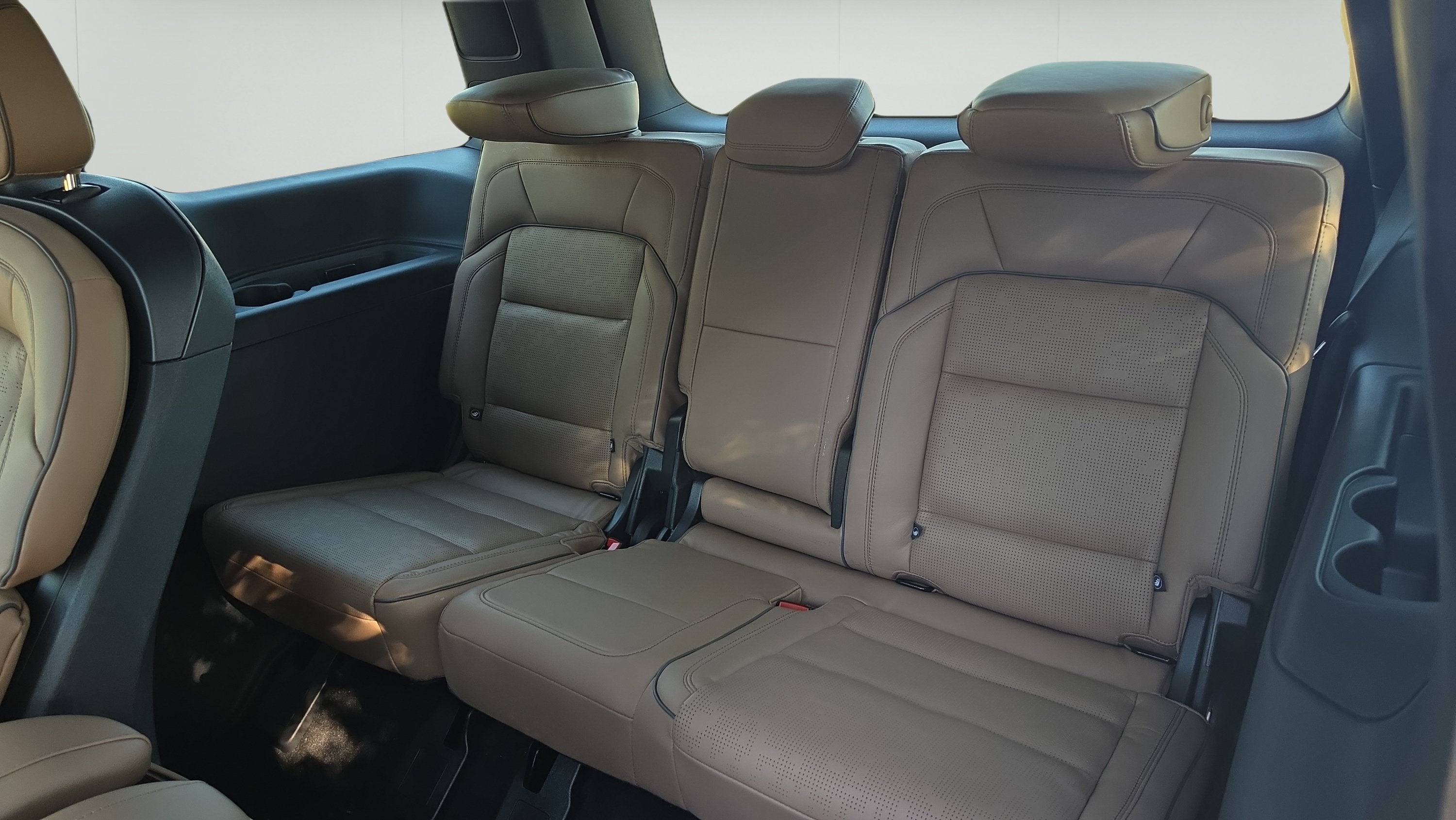 2027 Lincoln Navigator Black Label