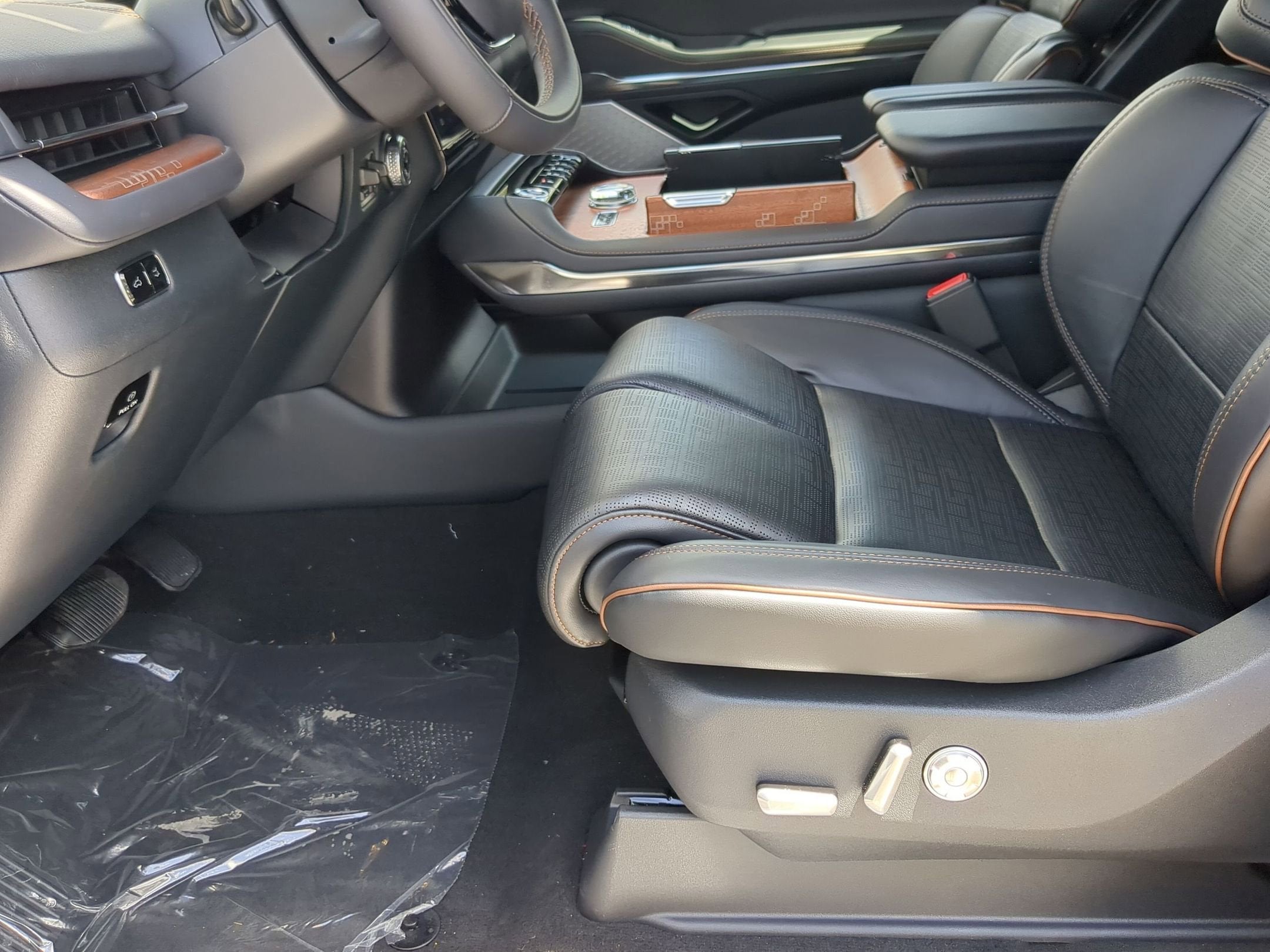 2025 Lincoln Navigator Black Label