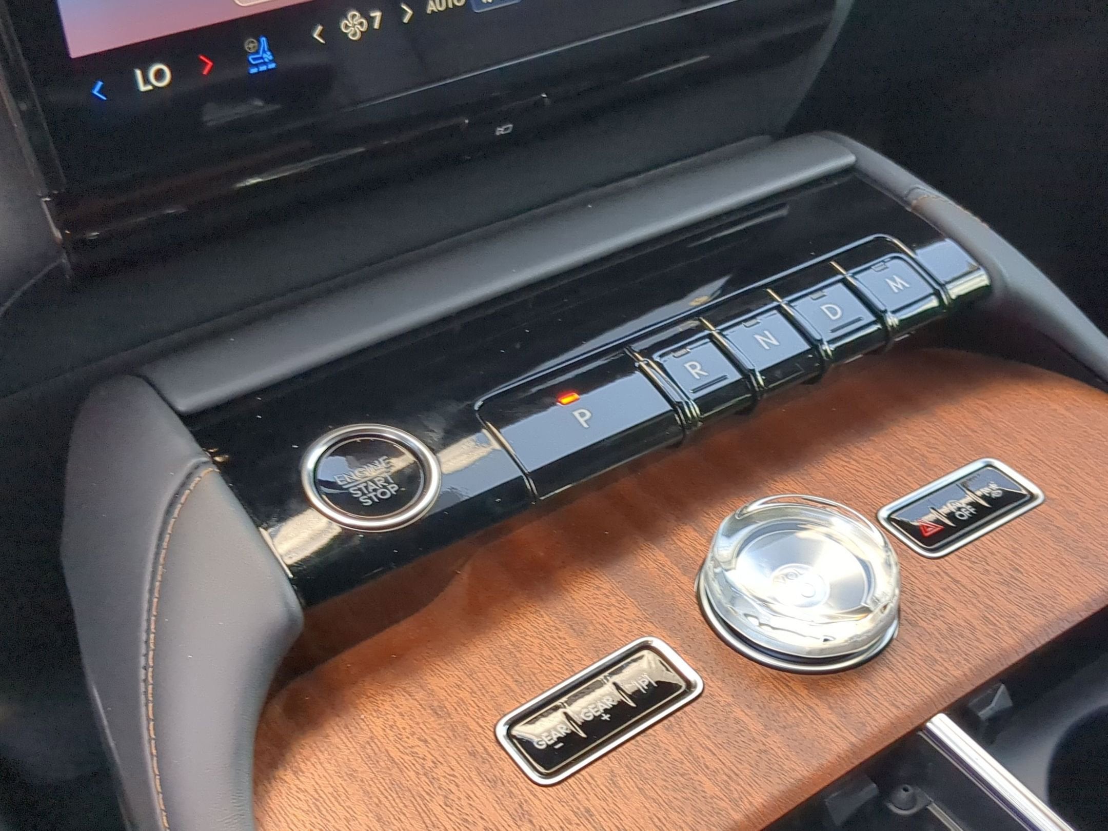 2025 Lincoln Navigator Black Label