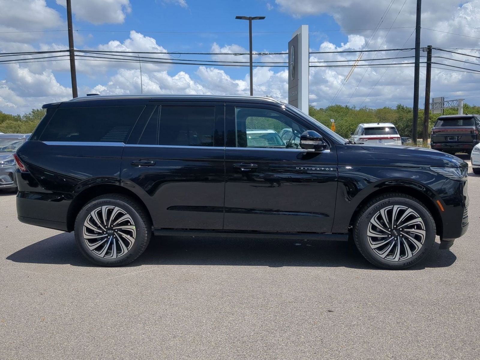 2025 Lincoln Navigator Black Label