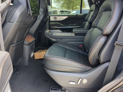 2025 Lincoln Navigator Black Label