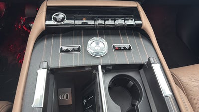 2027 Lincoln Navigator Black Label