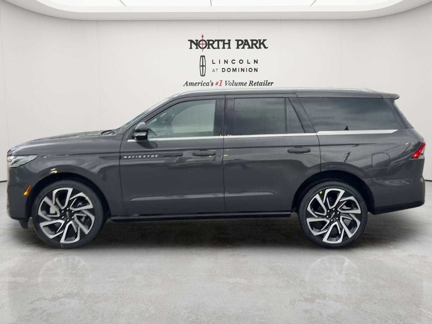 2027 Lincoln Navigator Black Label