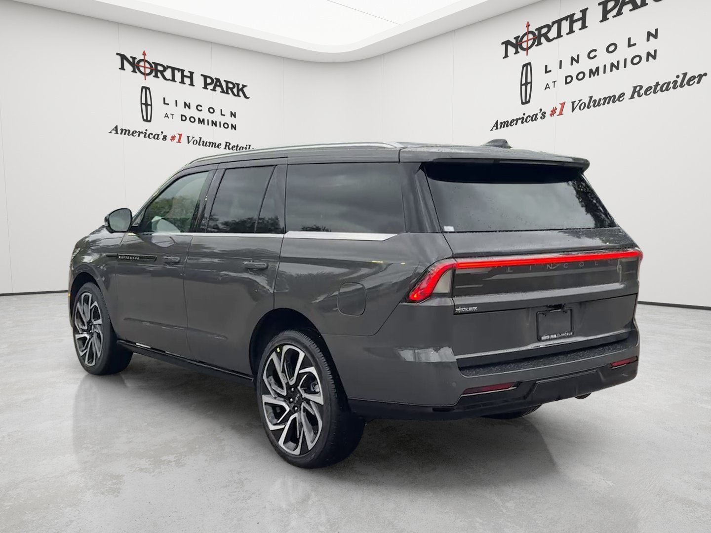 2027 Lincoln Navigator Black Label