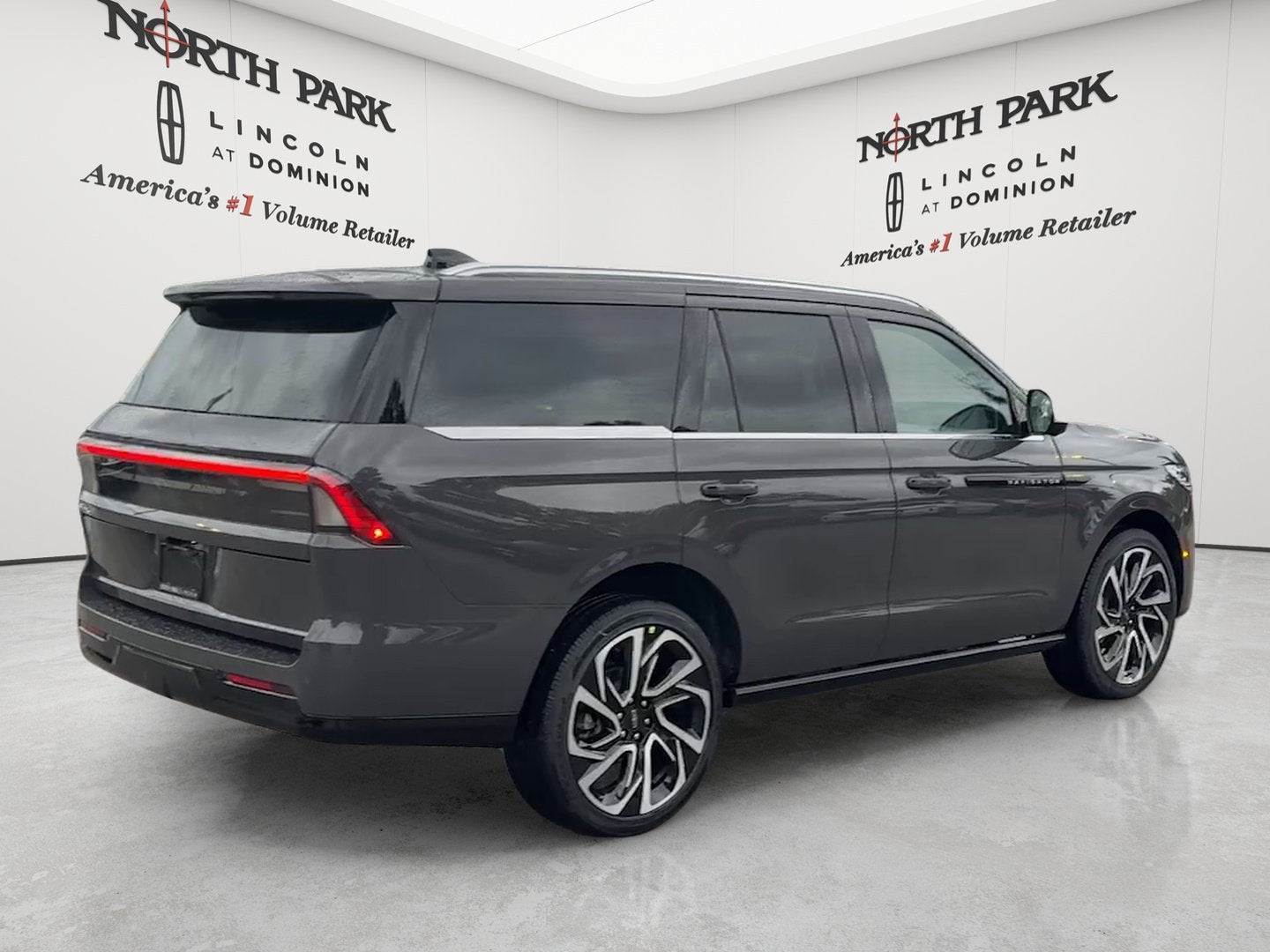 2027 Lincoln Navigator Black Label