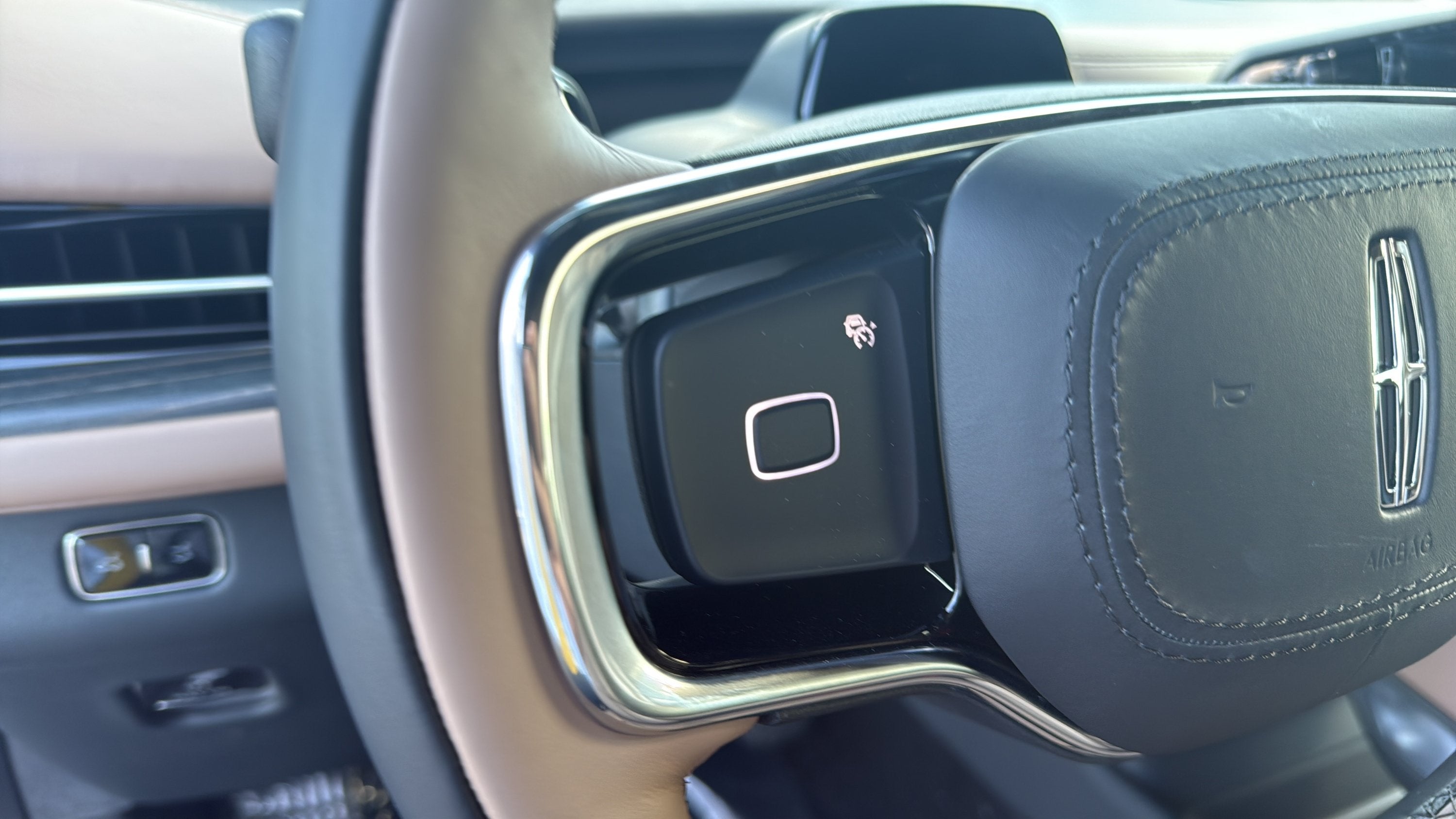 2027 Lincoln Navigator Black Label