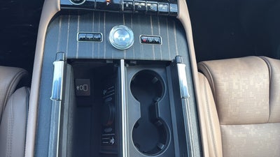 2027 Lincoln Navigator Black Label