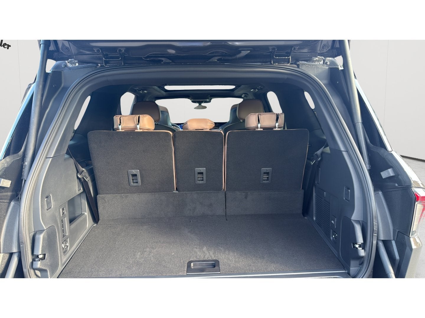 2027 Lincoln Navigator Black Label