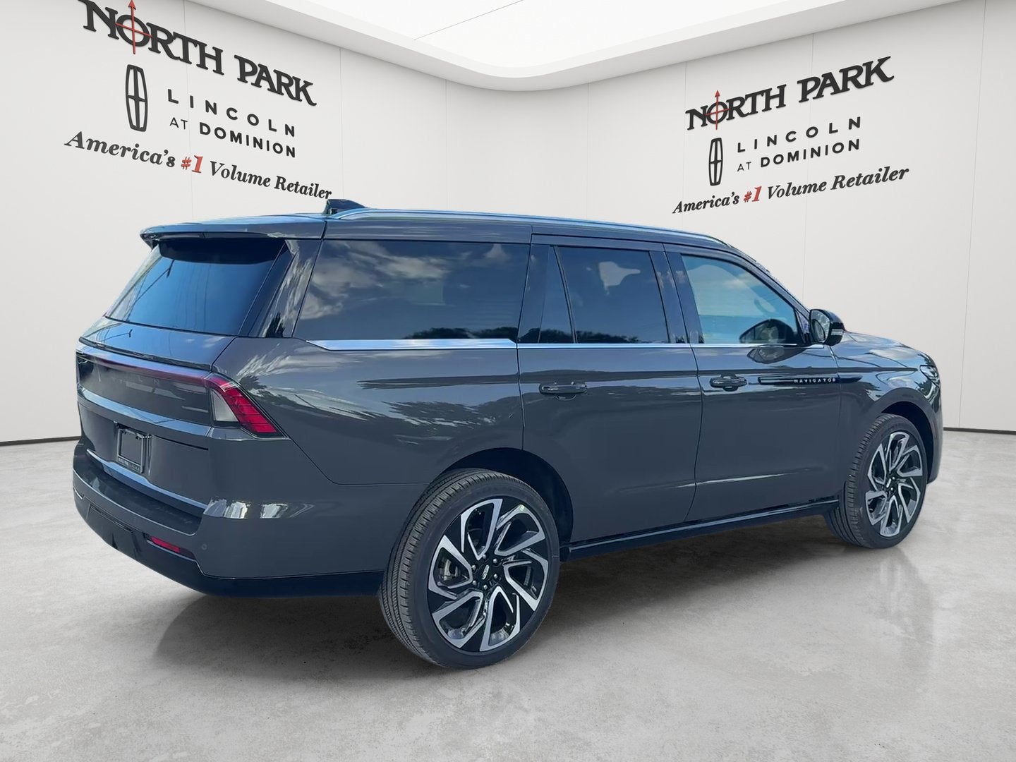 2027 Lincoln Navigator Black Label