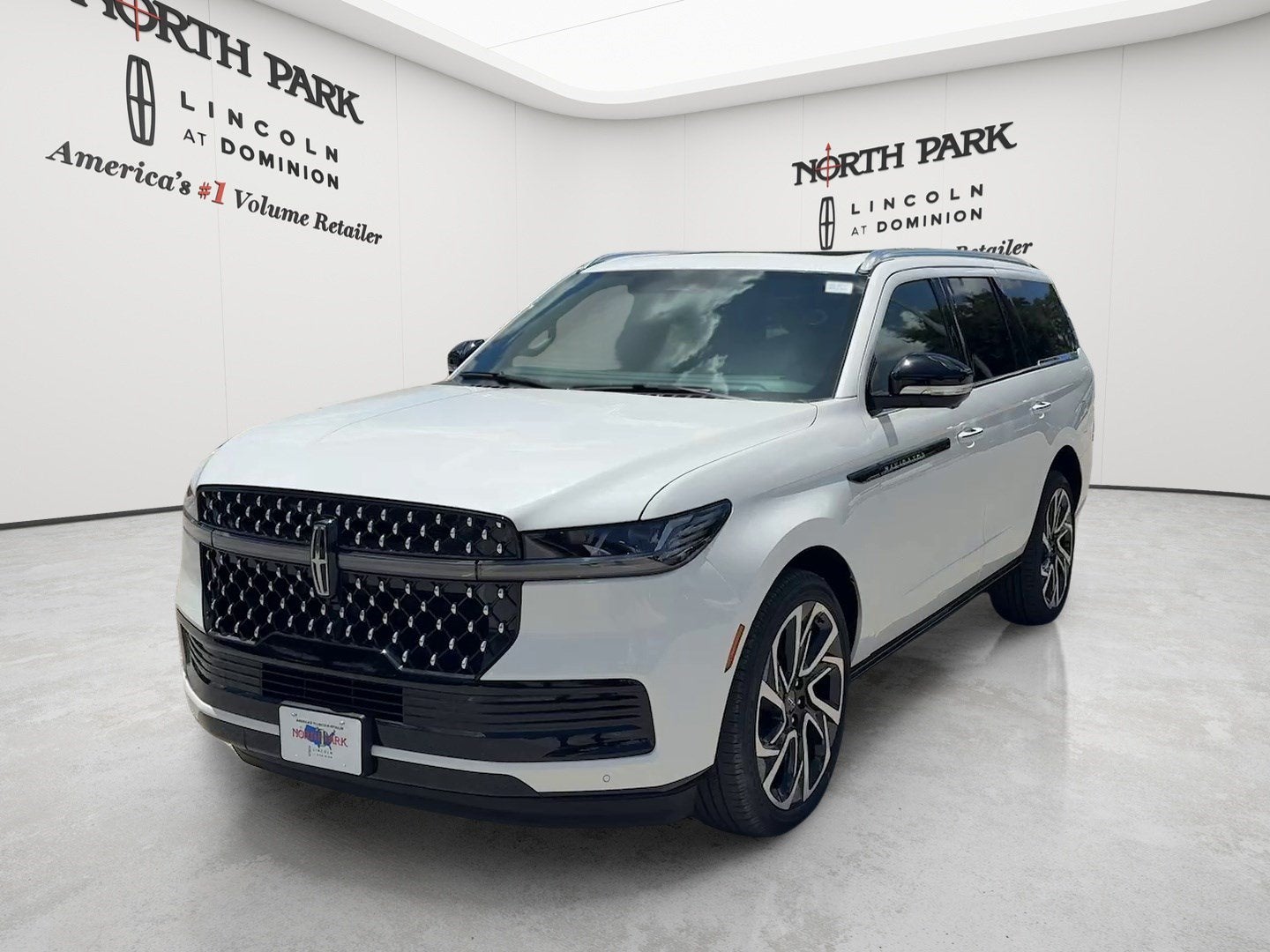 2027 Lincoln Navigator Black Label