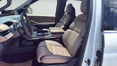 2027 Lincoln Navigator Black Label