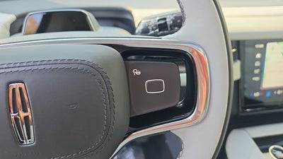 2027 Lincoln Navigator Black Label