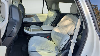 2027 Lincoln Navigator Black Label