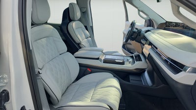 2027 Lincoln Navigator Black Label